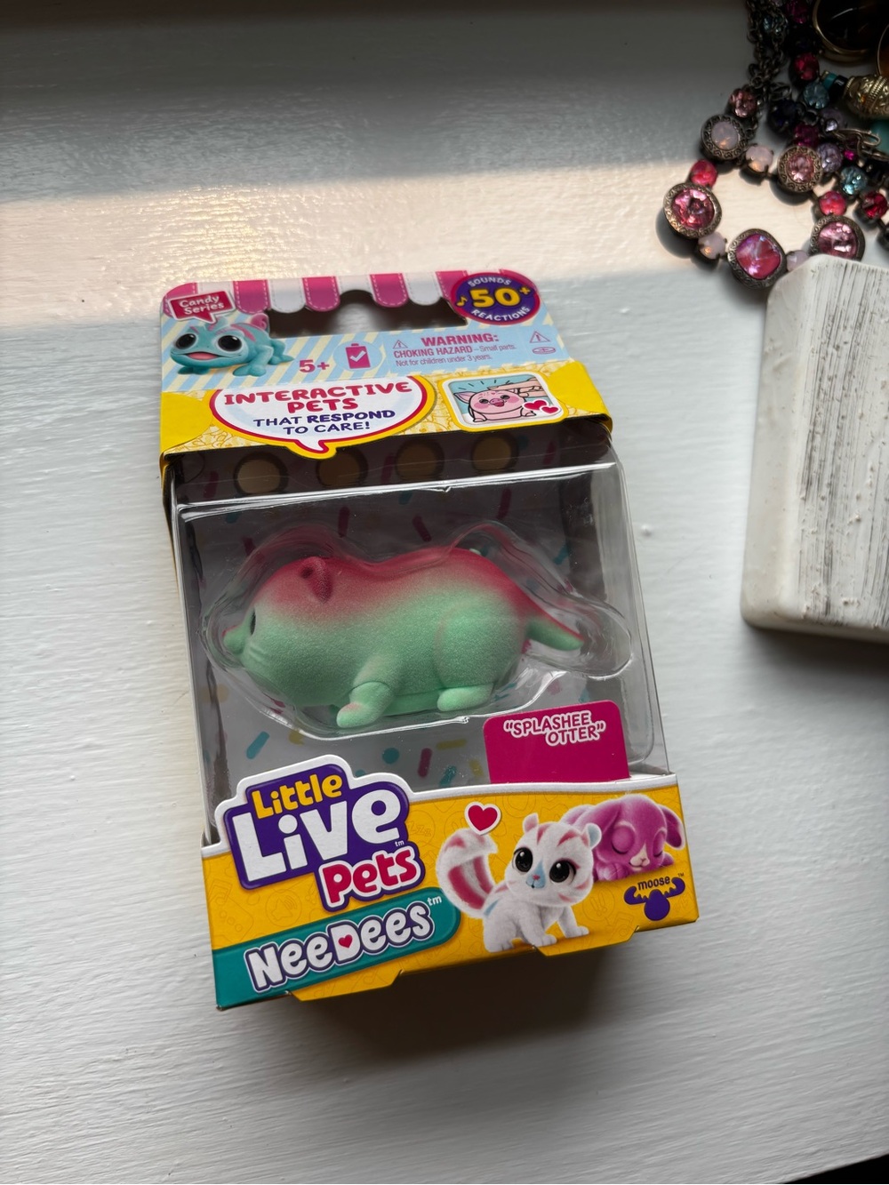 NeeDees 'Splashee Otter' Interactive Green and Pink Toy